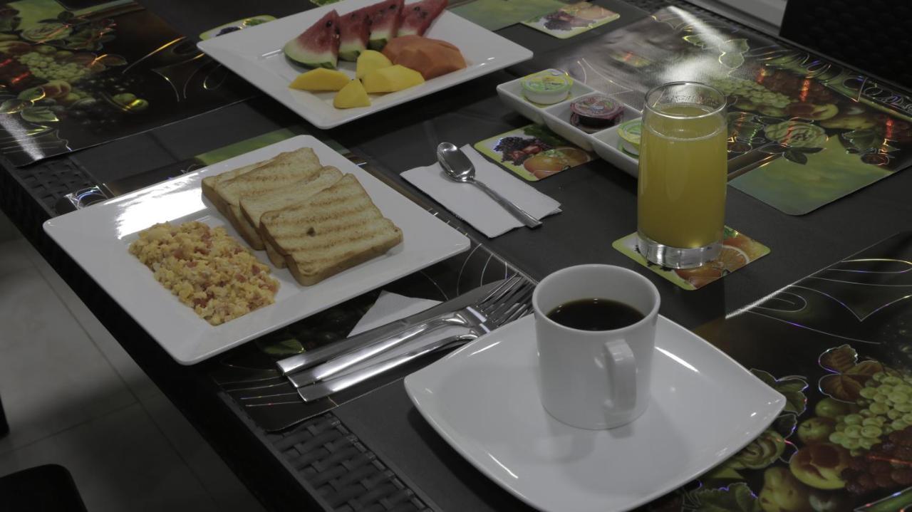 Puerto Caribe Hostal Guachaca Екстер'єр фото