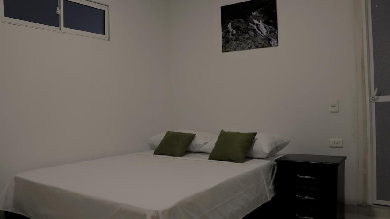 Puerto Caribe Hostal Guachaca Екстер'єр фото