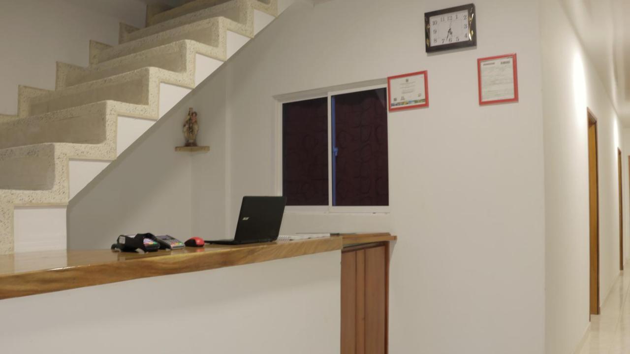 Puerto Caribe Hostal Guachaca Екстер'єр фото