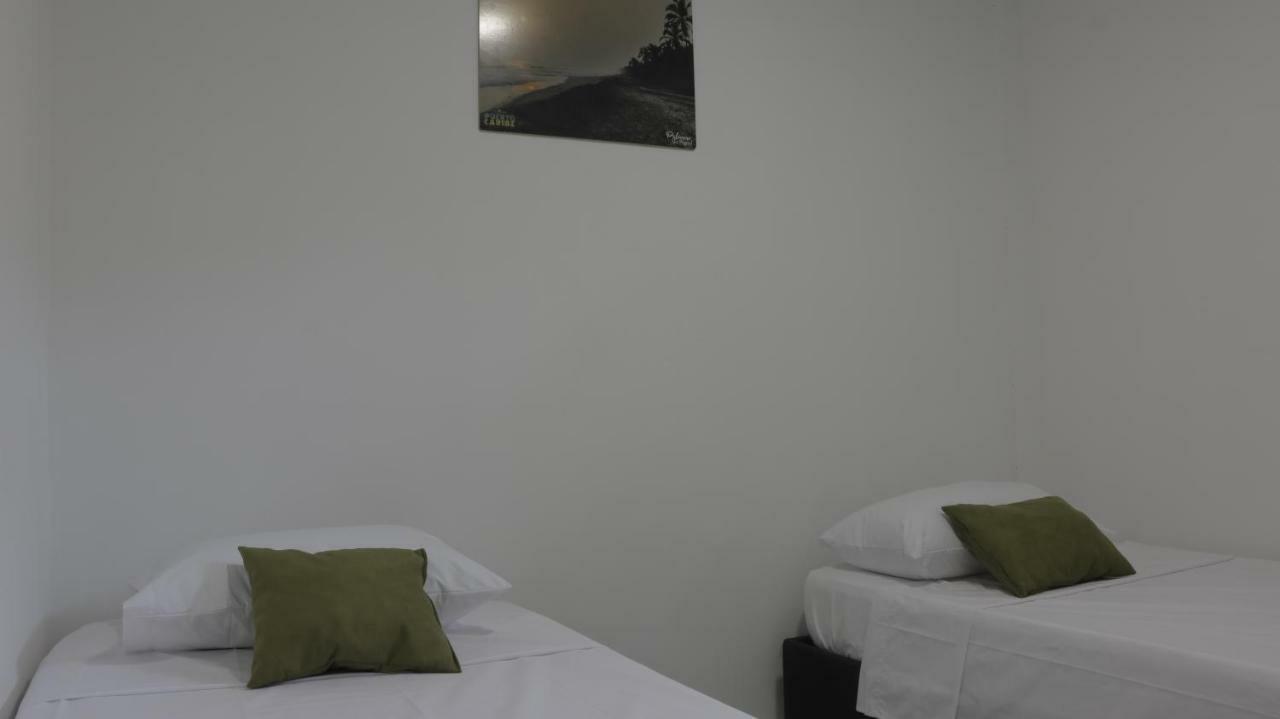 Puerto Caribe Hostal Guachaca Екстер'єр фото
